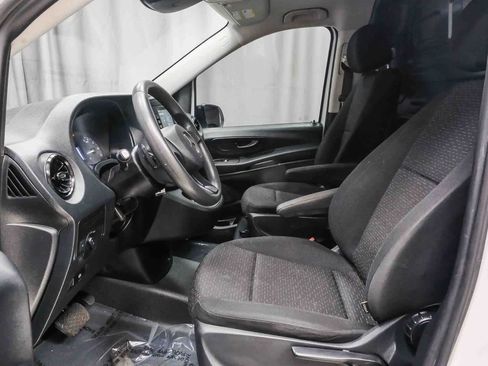 Used 2022 Mercedes-Benz Metris image 16