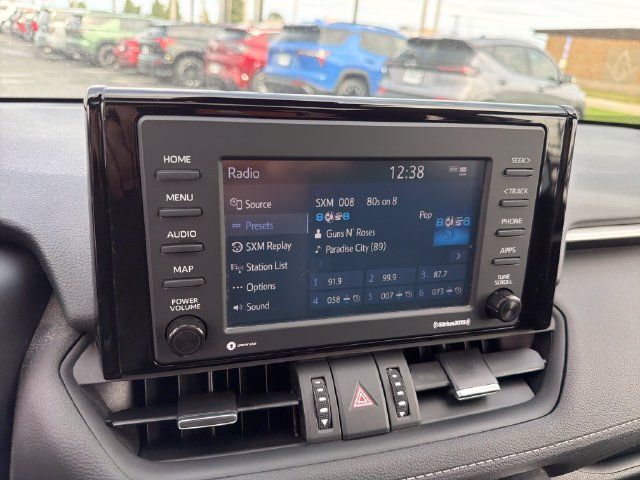 Used 2022 Toyota RAV4 XLE Premium AWD/4WD image 21