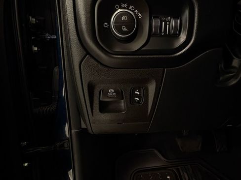 Used 2022 RAM 1500 Limited image 31