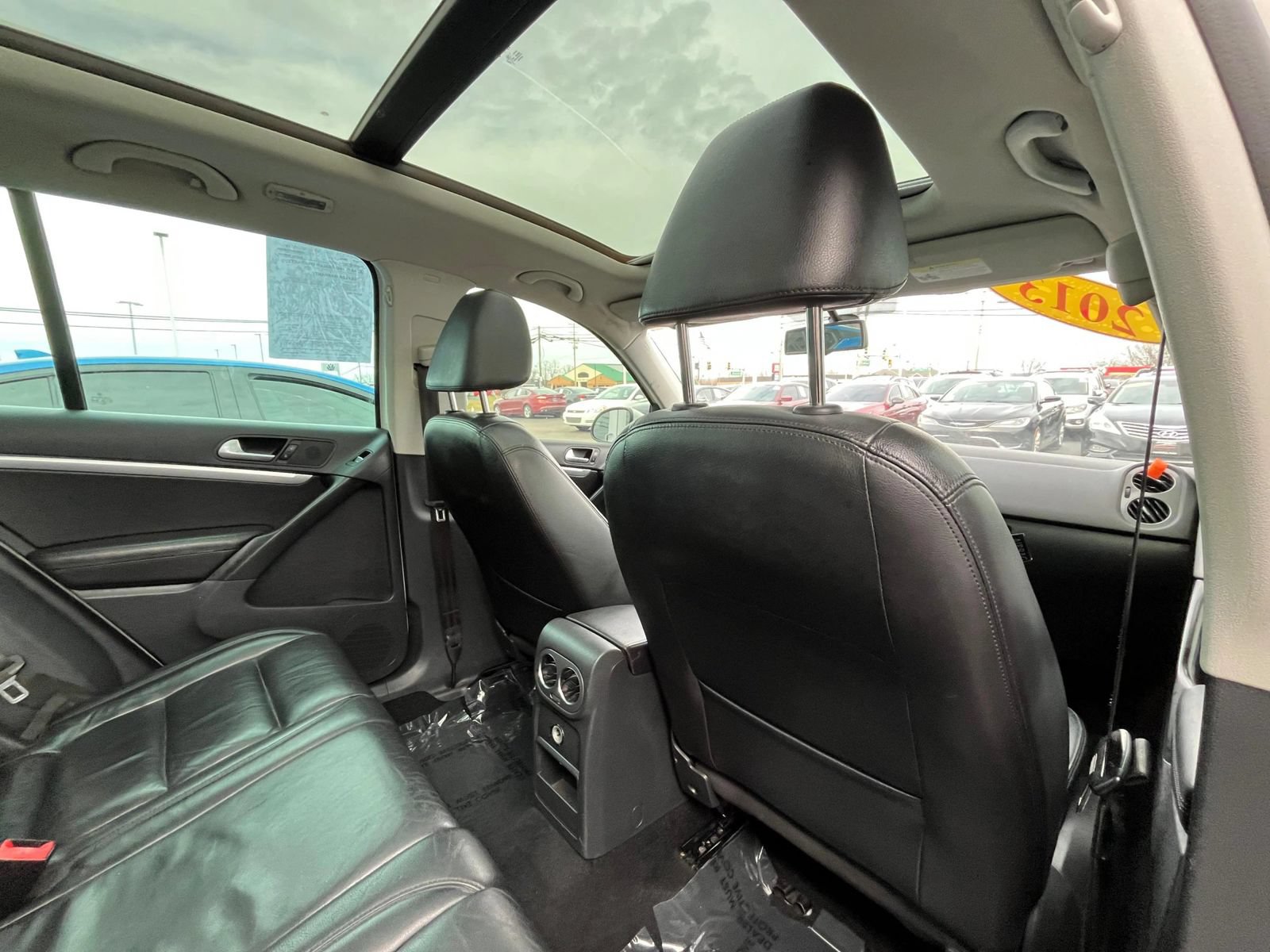 Used 2013 Volkswagen Tiguan SEL FWD image 31