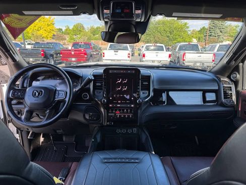 Used 2025 RAM 2500 Limited AWD/4WD image 34