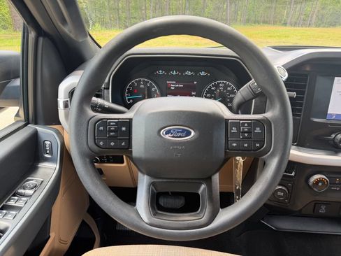 Used 2023 Ford F150 XLT AWD/4WD image 17