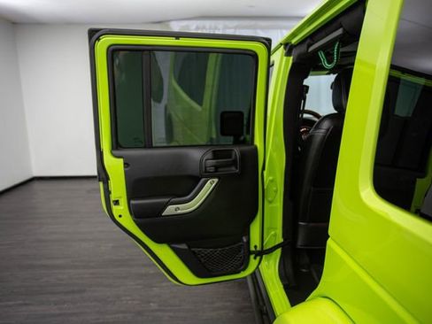 Used 2017 Jeep Wrangler Unlimited Rubicon image 22