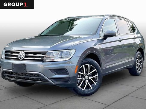 Used 2021 Volkswagen Tiguan SE w/ Panoramic Sunroof Package AWD/4WD image 1