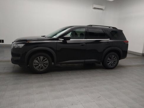 Used 2023 Nissan Pathfinder SV FWD image 2
