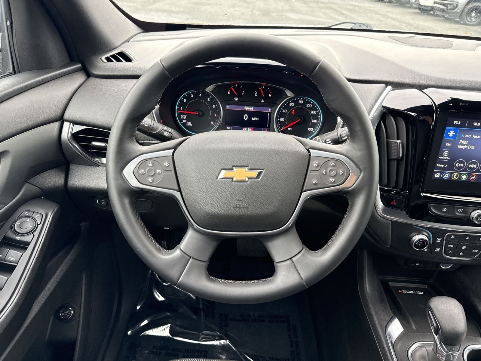 Used 2023 Chevrolet Traverse LT AWD/4WD image 17