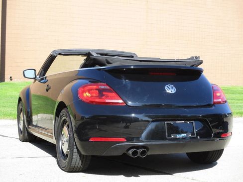 Used 2013 Volkswagen Beetle 2.5 FWD image 28