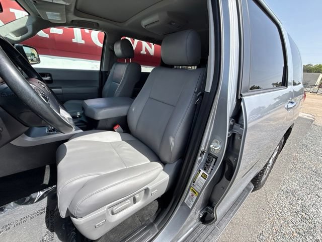 Used 2017 Toyota Sequoia Limited RWD image 5