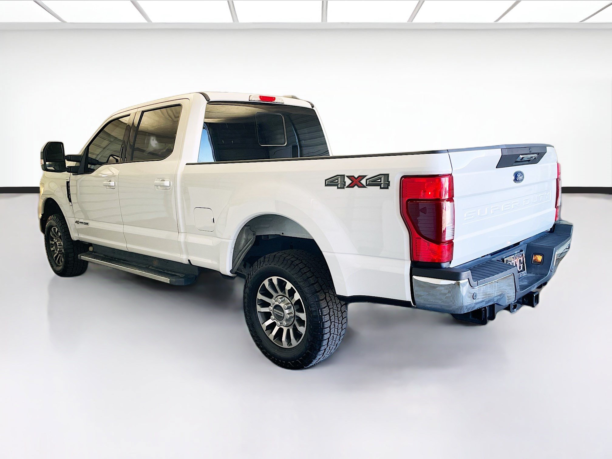 Used 2021 Ford F250 Lariat w/ Lariat Value Package AWD/4WD image 6