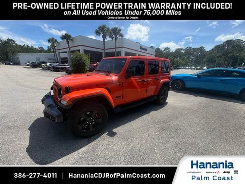 Used 2023 Jeep Wrangler Unlimited Sahara AWD/4WD image 3