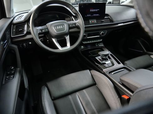 Used 2023 Audi Q5 2.0T Prestige AWD/4WD image 2