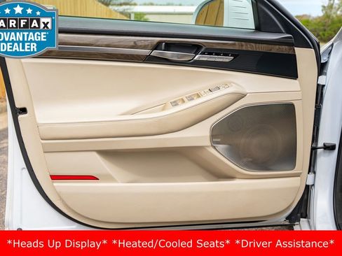 Used 2017 Genesis G90 3.3T Premium image 13