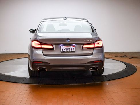 Used 2023 BMW 530e w/ M Sport Package RWD image 11