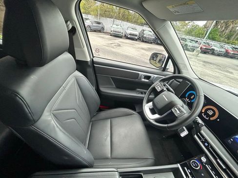Used 2025 Hyundai Santa Fe SEL FWD image 26