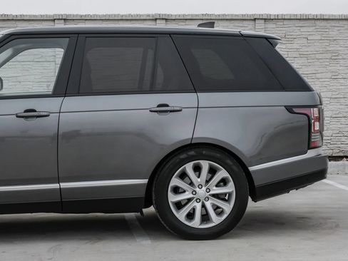 Used 2017 Land Rover Range Rover HSE AWD/4WD image 15