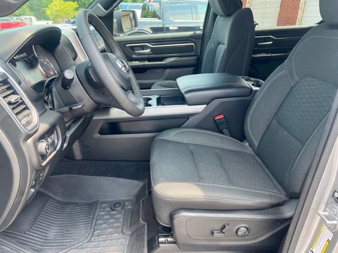 Used 2025 RAM 1500 Big Horn AWD/4WD image 16