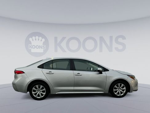 Used 2023 Toyota Corolla LE image 8