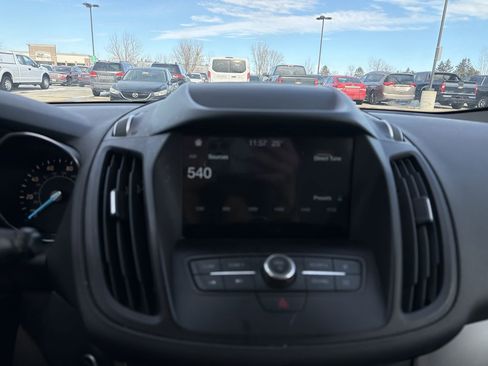 Certified 2019 Ford Escape SE image 8