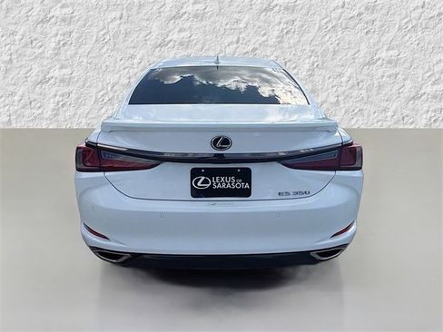 Used 2024 Lexus ES 350 F Sport image 4