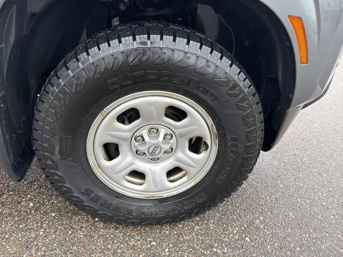 Used 2022 Nissan Frontier S w/ Technology Package image 12