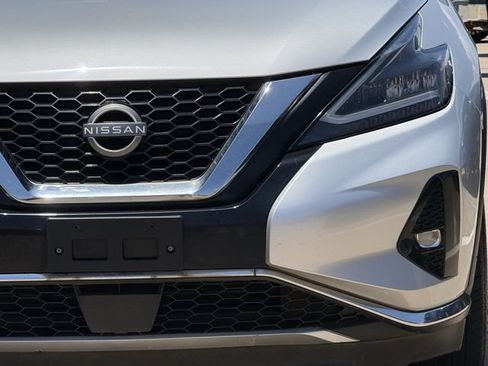 Used 2023 Nissan Murano SV AWD/4WD image 9