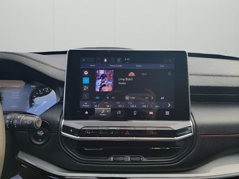 Used 2022 Jeep Compass Trailhawk image 22