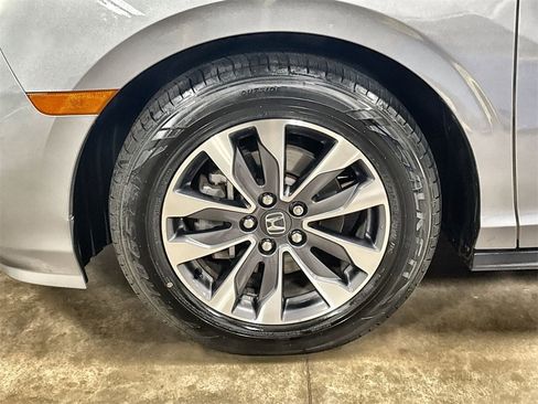 Used 2022 Honda Odyssey EX-L image 32