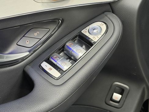 Certified 2022 Mercedes-Benz GLC 300 image 22