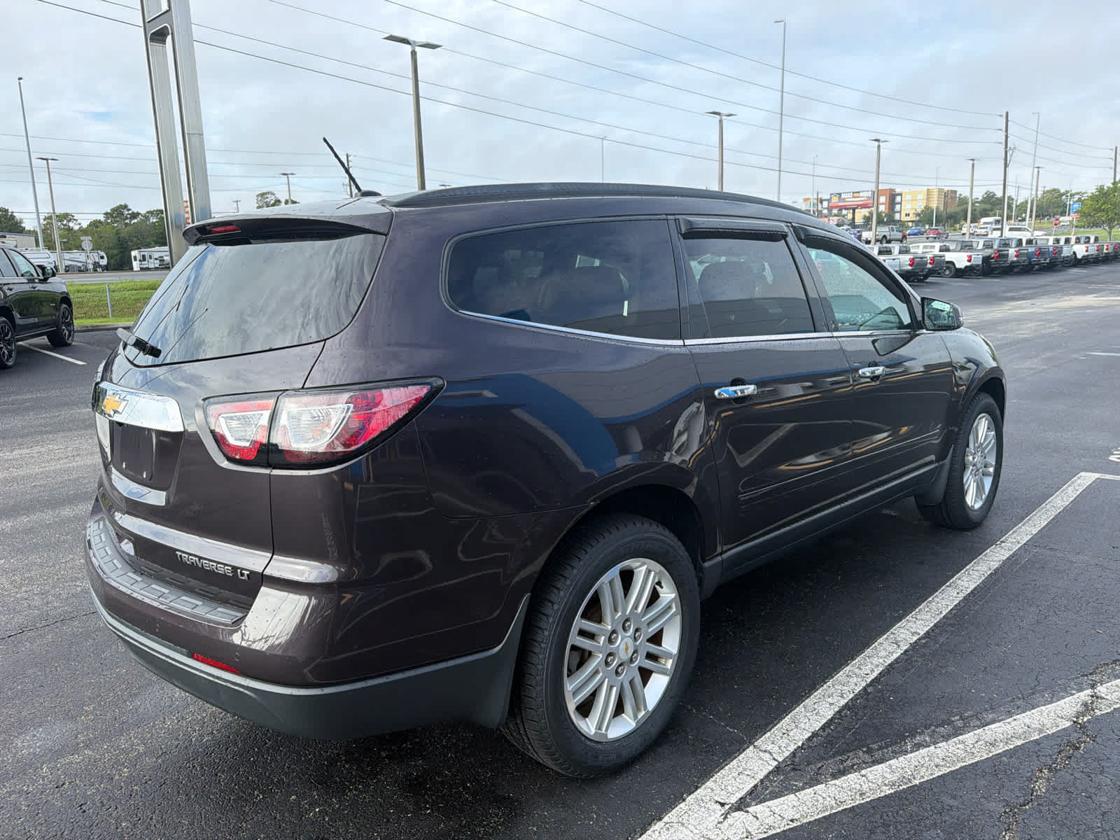 Used 2015 Chevrolet Traverse LT w/ Style and Technology Package FWD image 5