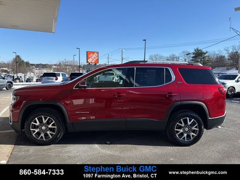 Used 2023 GMC Acadia SLT image 4