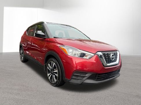 Used 2018 Nissan Kicks SV FWD image 21