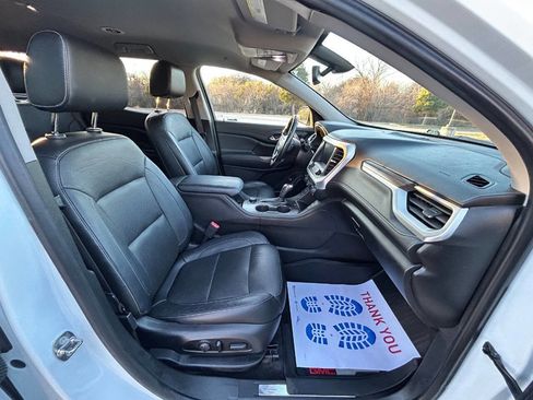 Used 2019 GMC Acadia SLT image 18