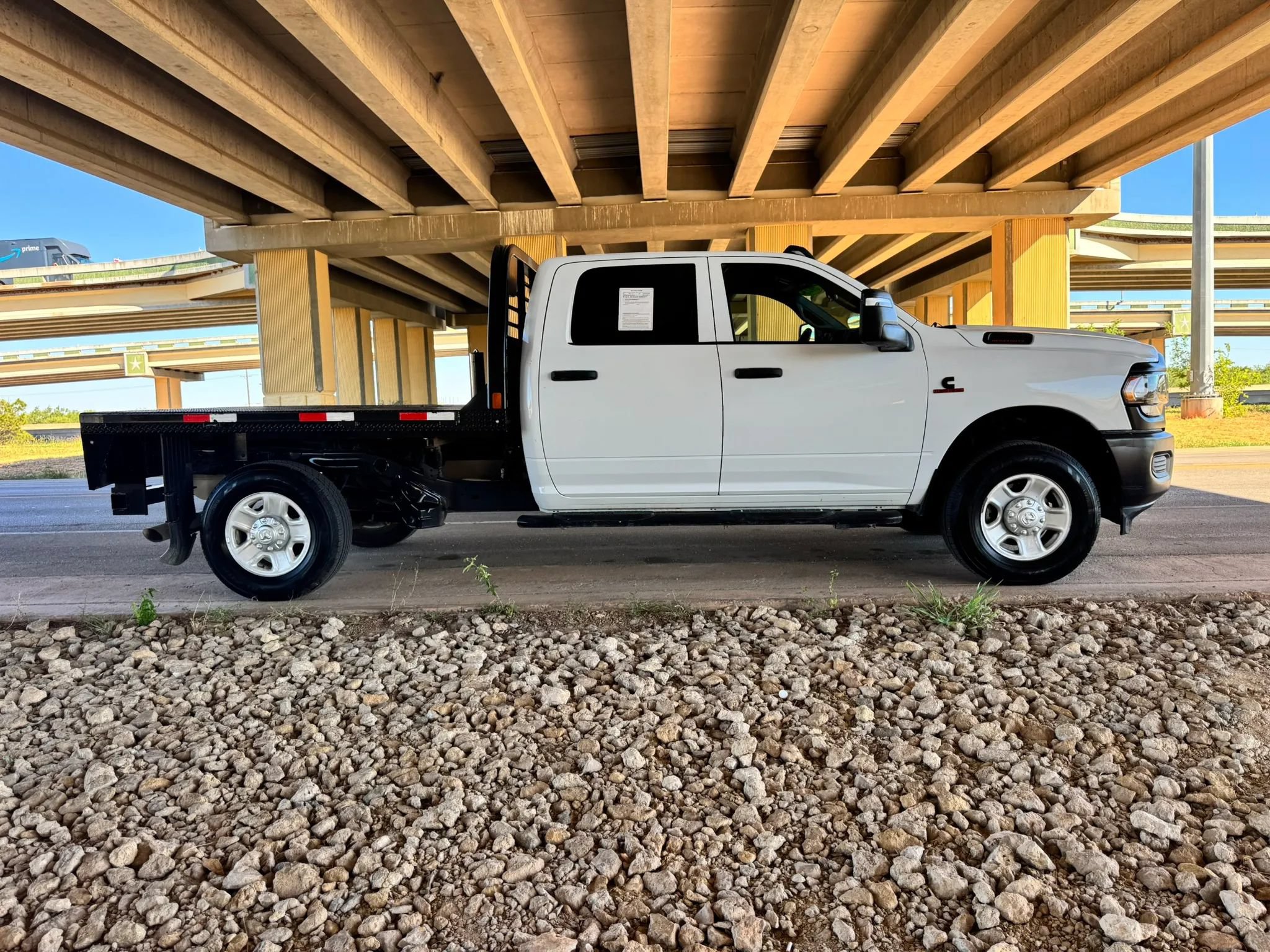 Used 2023 RAM 2500 Tradesman AWD/4WD image 2