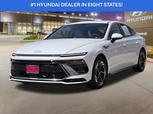 Certified 2026 Hyundai Sonata SEL FWD image 2