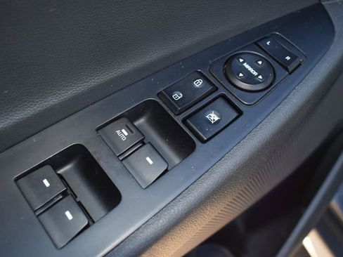 Used 2018 Hyundai Tucson Value image 19