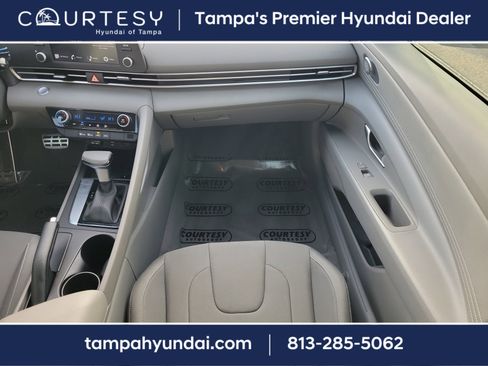 Certified 2025 Hyundai Elantra Sport image 14