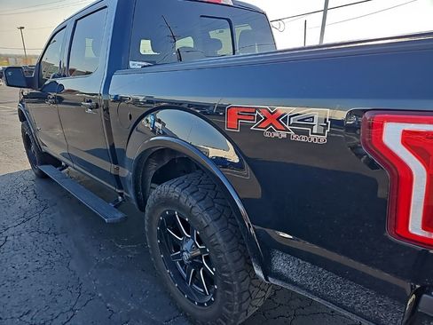 Used 2017 Ford F150 XLT w/ Equipment Group 302A Luxury image 11