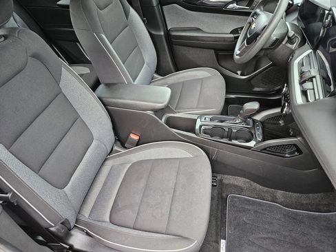 Used 2024 Chevrolet TrailBlazer LS w/ LS Confidence Package FWD image 17