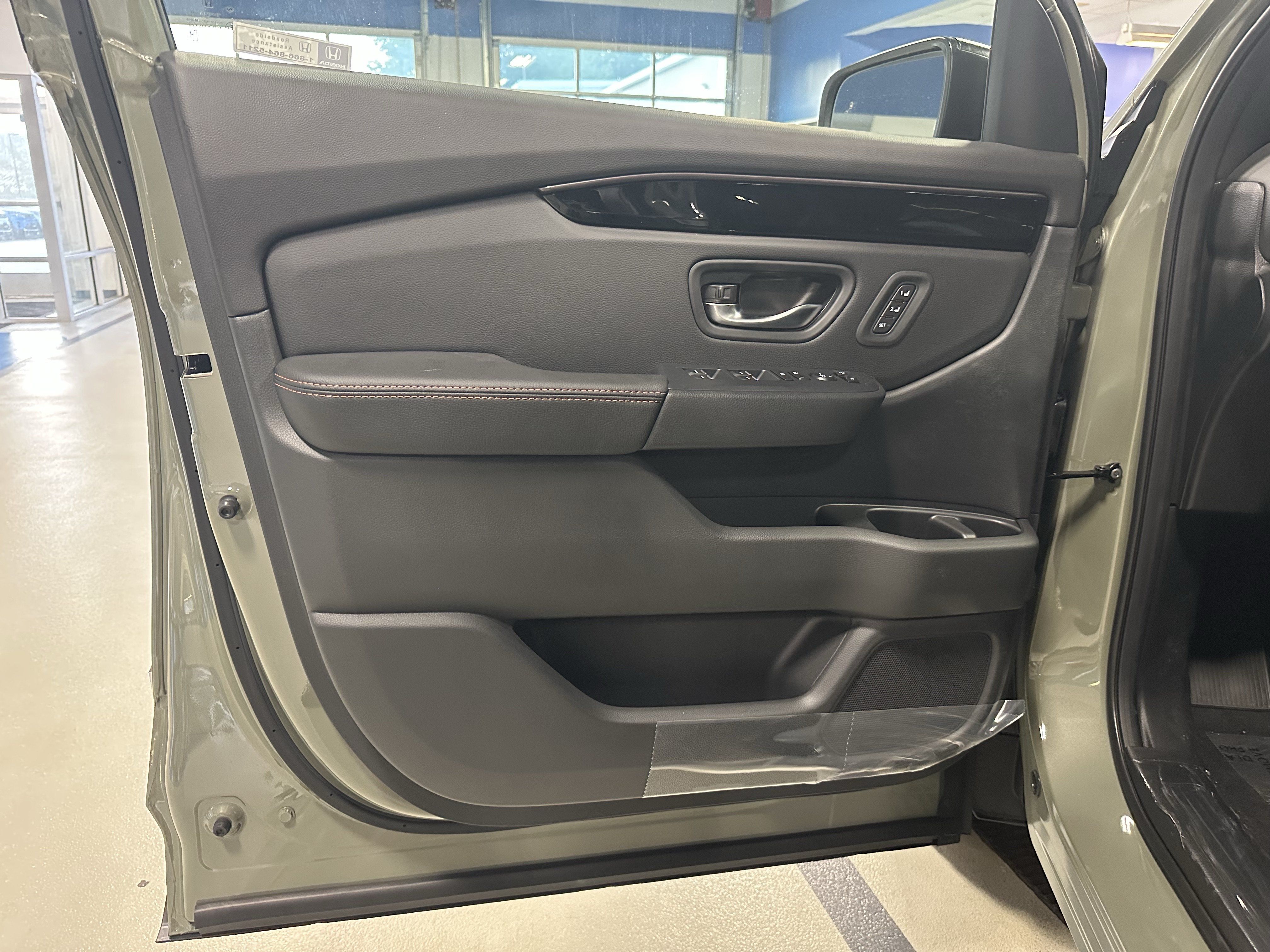 New 2026 Honda Pilot TrailSport image 23