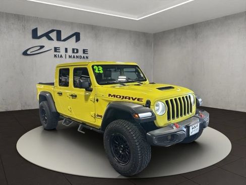 Used 2023 Jeep Gladiator Mojave w/ Cold Weather Group AWD/4WD image 1