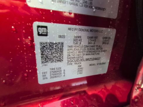 Used 2024 Chevrolet Silverado 1500 High Country w/ Technology Package image 35