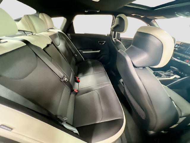 New 2025 Kia K4 EX w/ GT-Line Premium Package FWD image 28