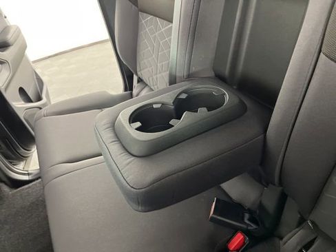 Used 2025 Nissan Frontier SV w/ SV Convenience Package RWD image 43