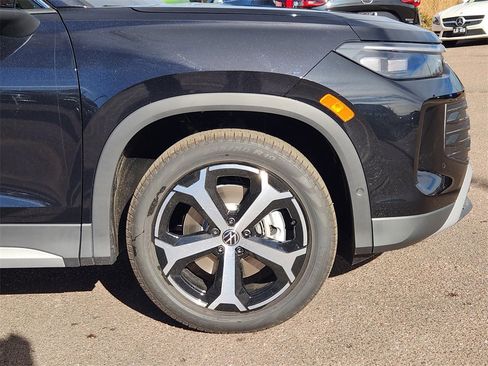 New 2026 Volkswagen Tiguan SE image 28