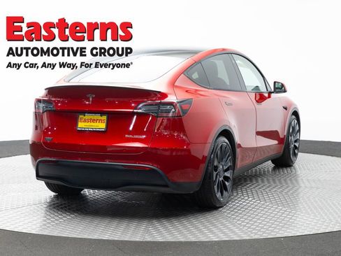 Used 2022 Tesla Model Y Performance AWD/4WD image 5