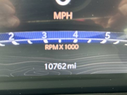Certified 2025 Jeep Grand Cherokee Altitude AWD/4WD image 23
