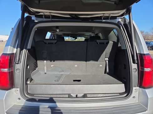 Used 2019 Chevrolet Tahoe LT image 8
