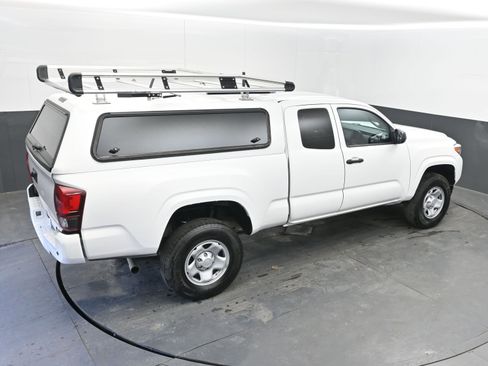 Used 2022 Toyota Tacoma SR image 35