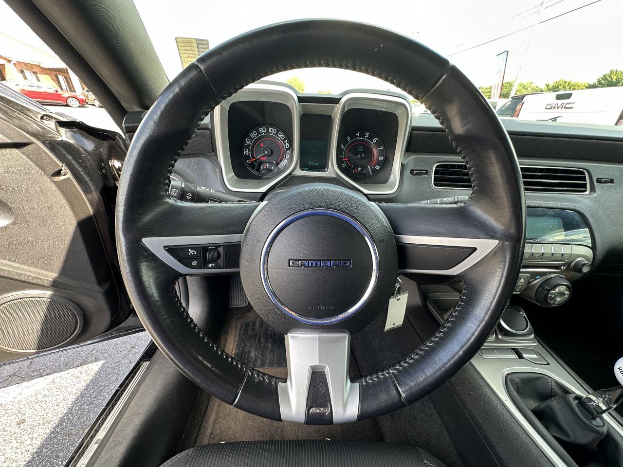 Used 2010 Chevrolet Camaro SS w/ White Stripe Package RWD image 10