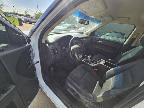 Used 2014 Ford Flex SE image 8
